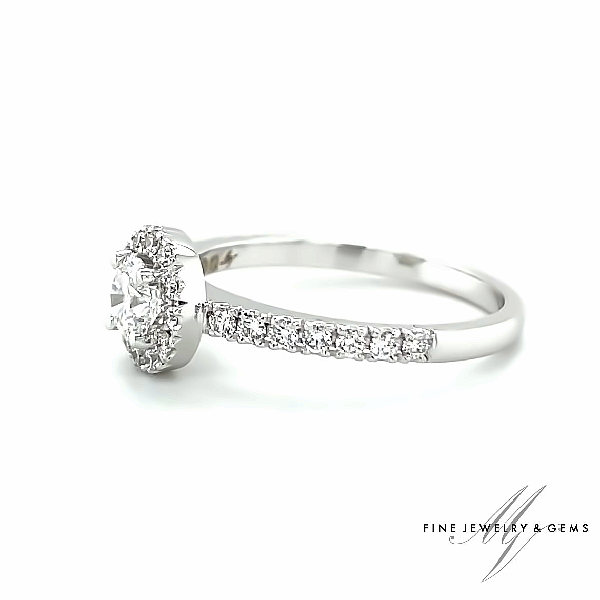 18kt witgouden halo ring bezet met diamanten