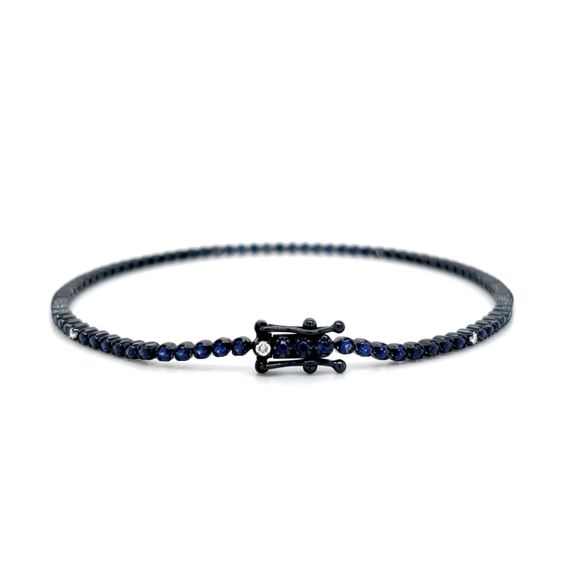 18kt witgouden zwart gerhodineerde tennis armband bezet met saffier en diamant