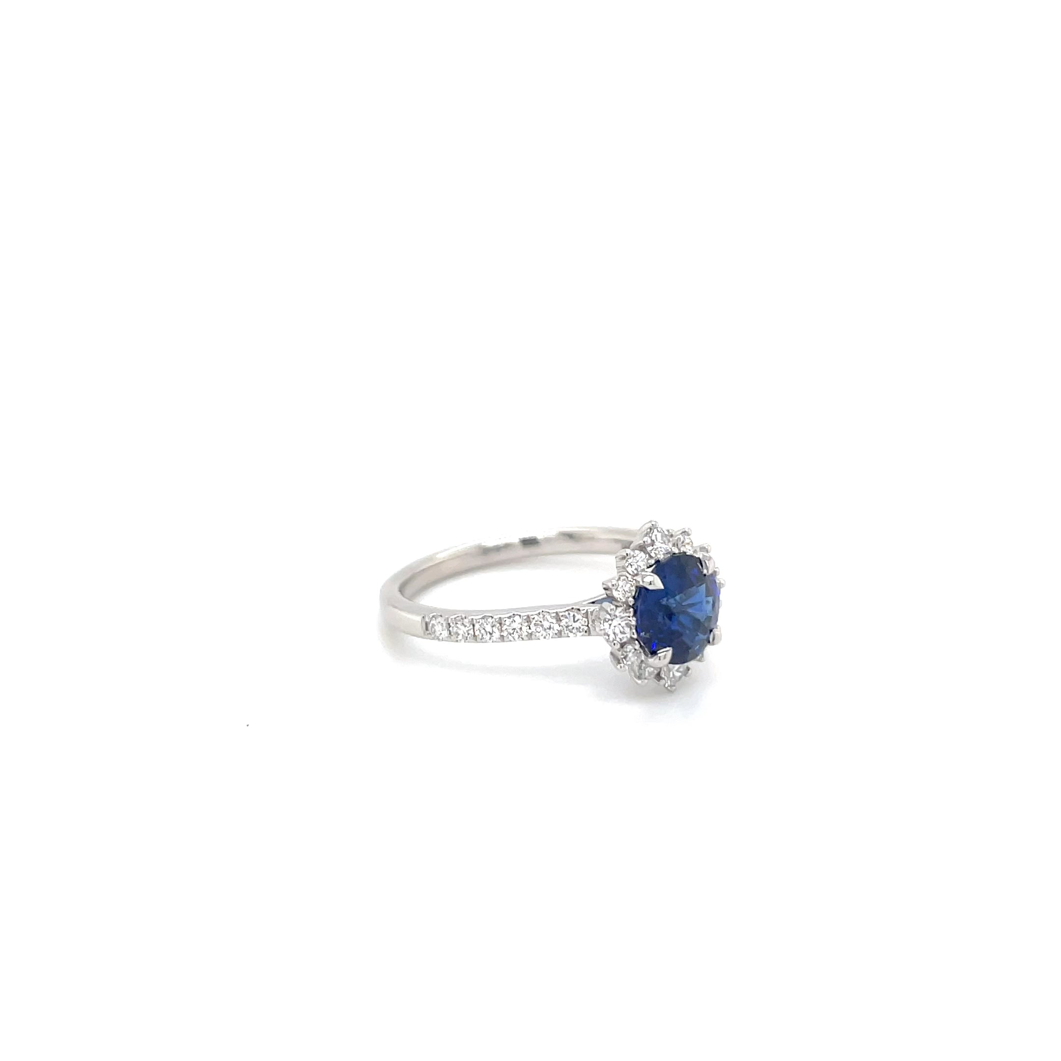 18kt witgouden ring bezet met saffier en diamant